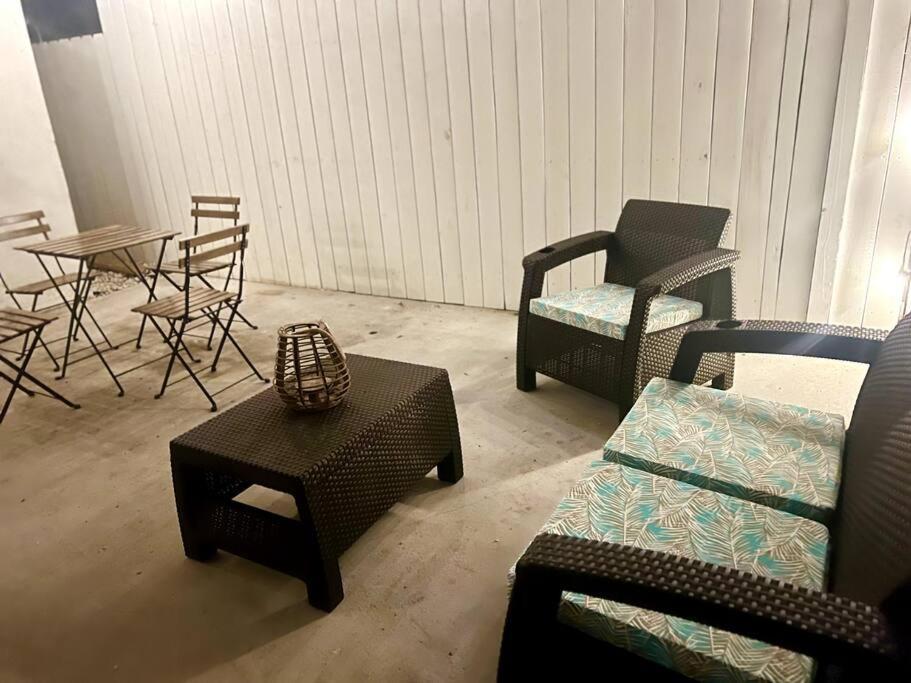 Intimate Casita Mia Minutes Away From Airport, Calle 8, Brickell, Coral Gables, The Beach And More! Μαϊάμι Εξωτερικό φωτογραφία